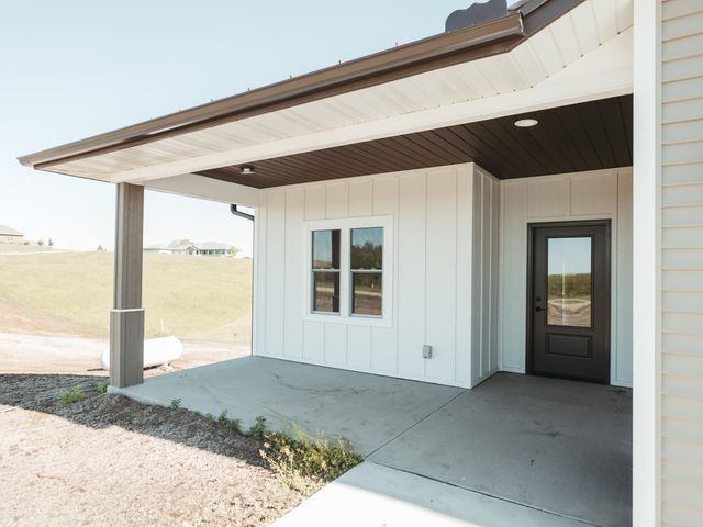 247 Franzen Ridge Road, Elkader, IA 52043