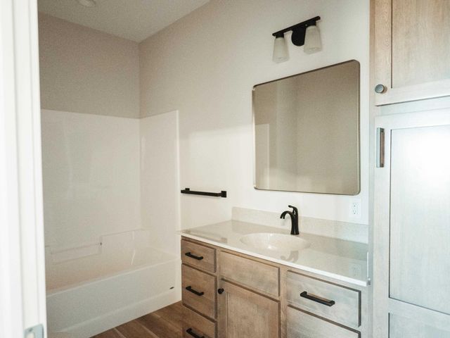 247 Franzen Ridge Road, Elkader, IA 52043