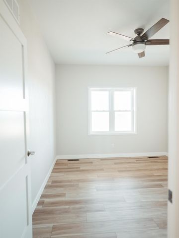 247 Franzen Ridge Road, Elkader, IA 52043