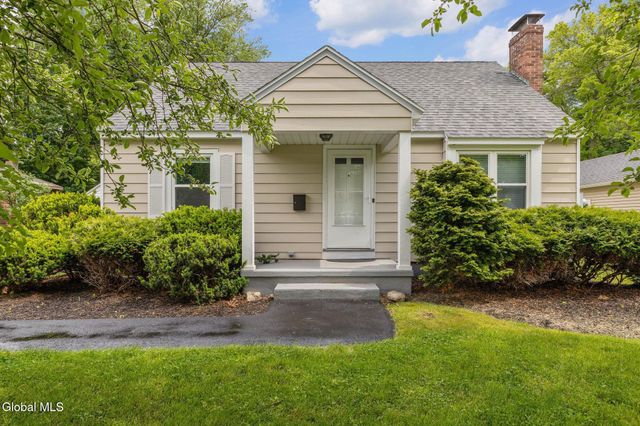 29 Witbeck Drive, Glenville, NY 12302