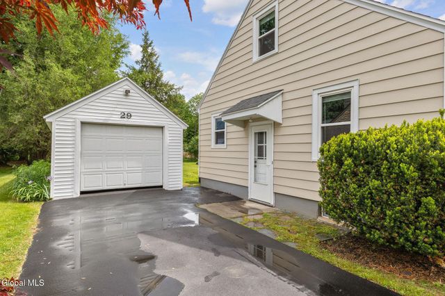 29 Witbeck Drive, Glenville, NY 12302