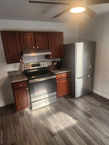 20 S Elm Street, Beacon, NY 12508