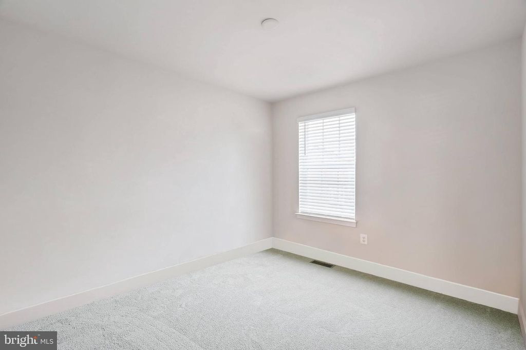 7976 POTTER PL, Elkridge, MD 21075