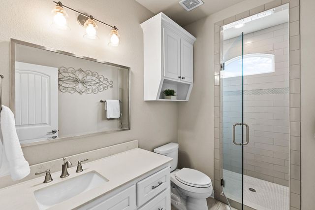 180 River Forest DR, Bastrop, TX 78602