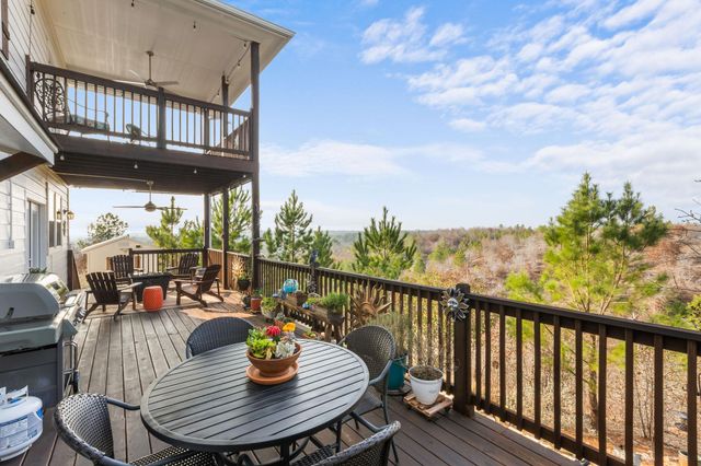 180 River Forest DR, Bastrop, TX 78602