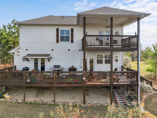 180 River Forest DR, Bastrop, TX 78602