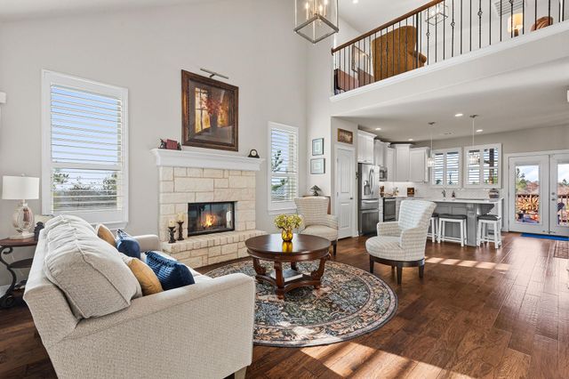 180 River Forest DR, Bastrop, TX 78602