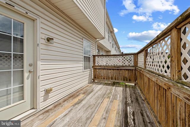874 LOWE RD, Baltimore, MD 21220