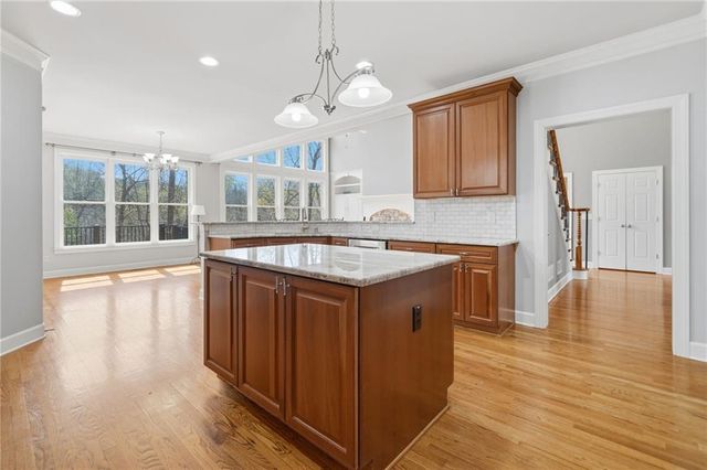 530 River Estates Parkway, Canton, GA 30115