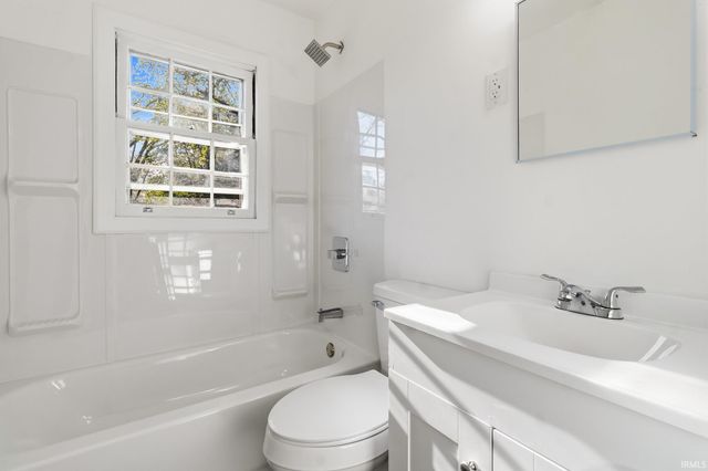 1419 Johnson Street, South Bend, IN 46628