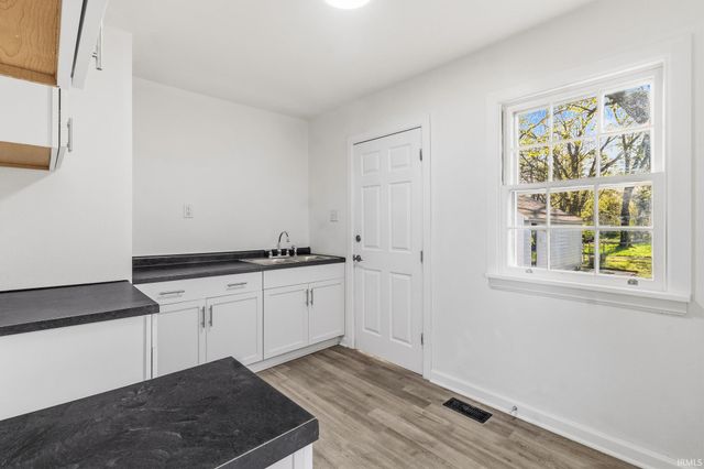 1419 Johnson Street, South Bend, IN 46628