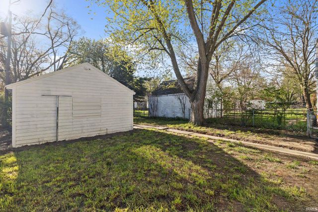 1419 Johnson Street, South Bend, IN 46628