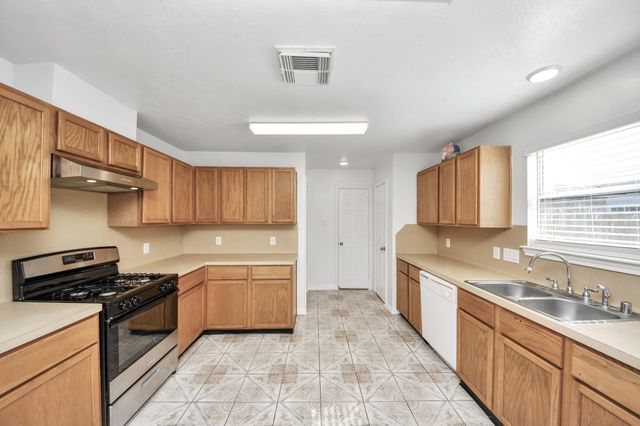 14631 Alannah Lagoon Court, Houston, TX 77083