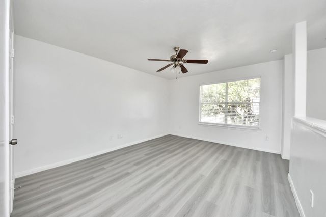 14631 Alannah Lagoon Court, Houston, TX 77083