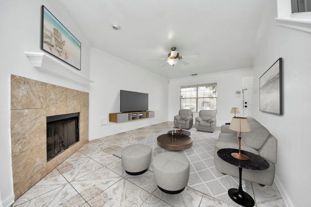 14631 Alannah Lagoon Court, Houston, TX 77083