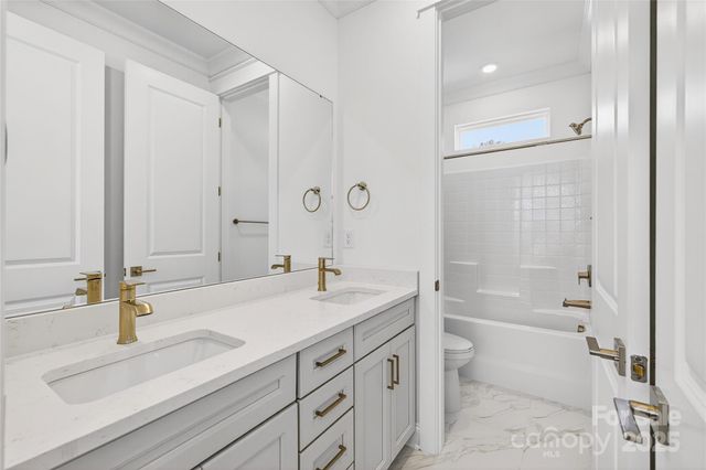 509 Zinc Drive, Tega Cay, SC 29708