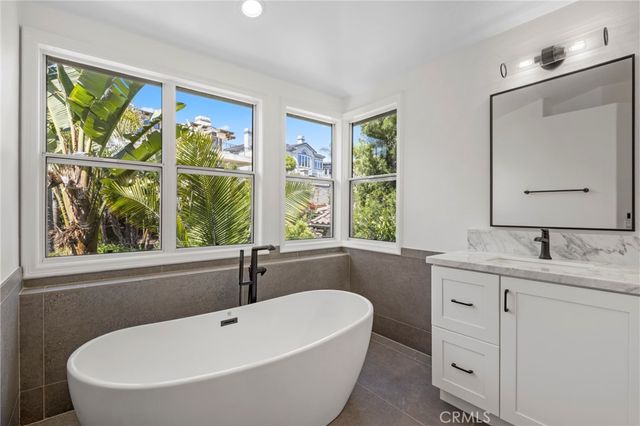 11 Leicester Court, Laguna Niguel, CA 92677