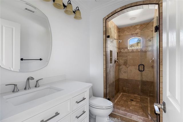 11 Leicester Court, Laguna Niguel, CA 92677