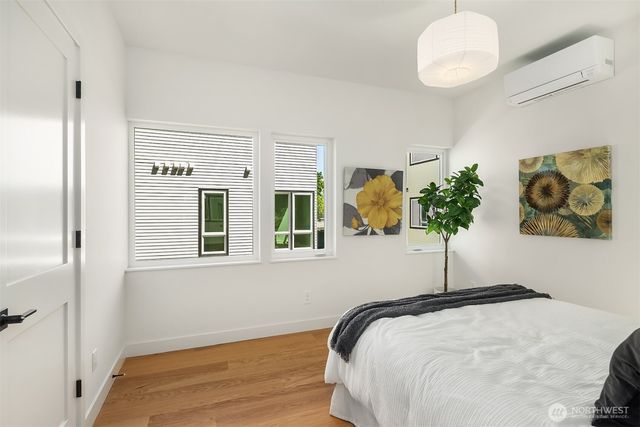 534 W Barrett Street, Seattle, WA 98119