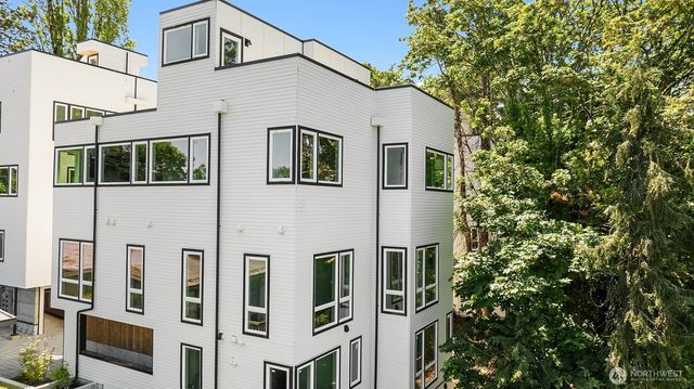 534 W Barrett Street, Seattle, WA 98119