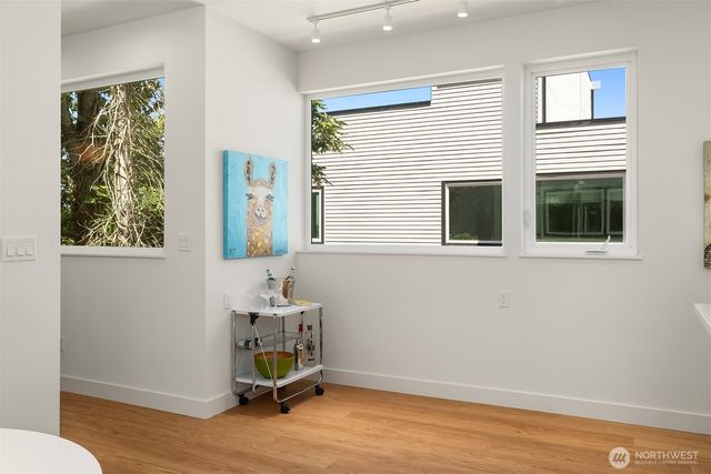 534 W Barrett Street, Seattle, WA 98119