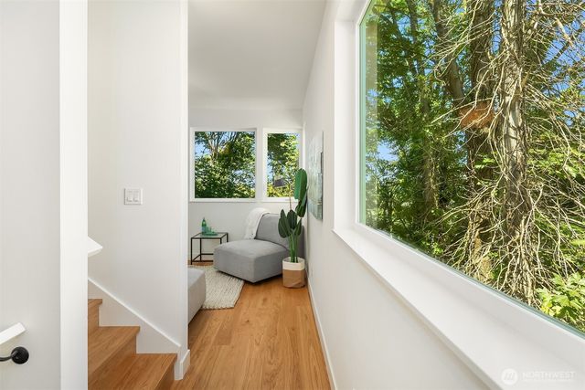 534 W Barrett Street, Seattle, WA 98119