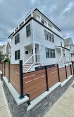 35 Hunnewell 3, Boston, MA 02135