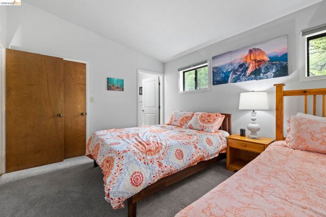 12955 Jackson Mill Drive, Groveland, CA 95321