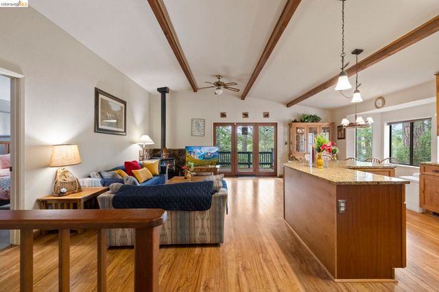 12955 Jackson Mill Drive, Groveland, CA 95321