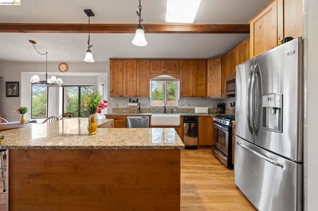 12955 Jackson Mill Drive, Groveland, CA 95321