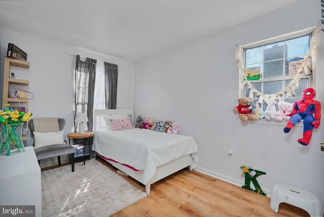 5876 PONTIAC DR, Woodbridge, VA 22193