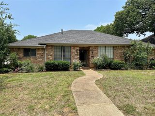 2128 N Aspenwood Drive, Grapevine, TX 76051