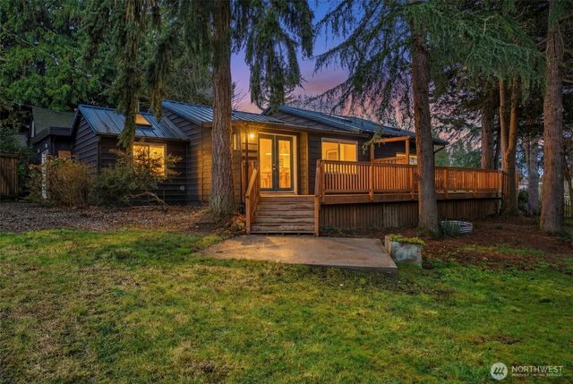 21108 1st Avenue S, Des Moines, WA 98198