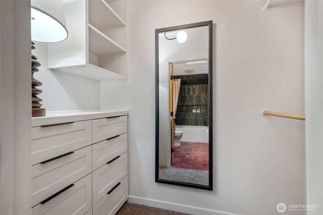 21108 1st Avenue S, Des Moines, WA 98198