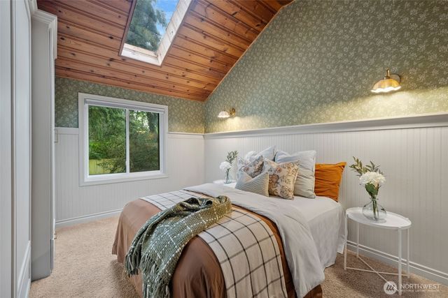 21108 1st Avenue S, Des Moines, WA 98198