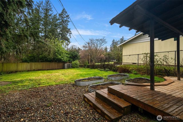 21108 1st Avenue S, Des Moines, WA 98198