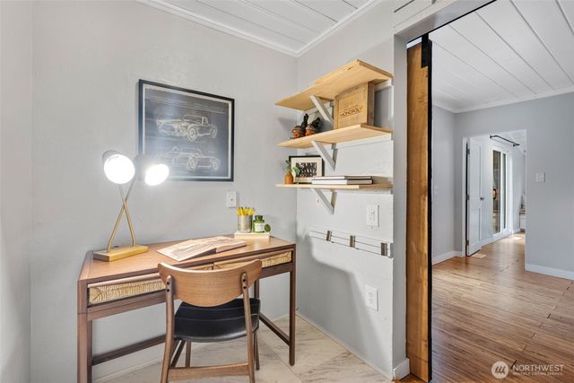 21108 1st Avenue S, Des Moines, WA 98198