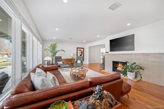 3187 S Dallas Court, Denver, CO 80210