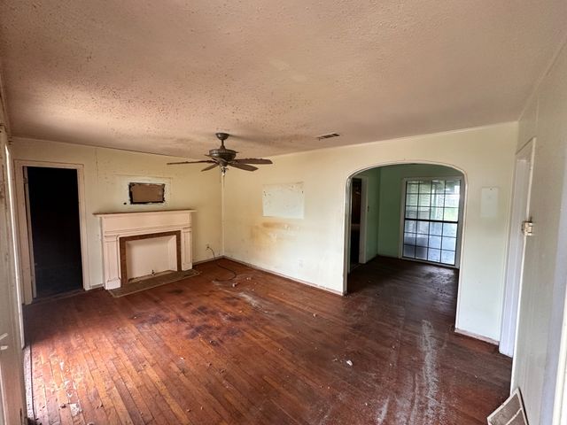 813 Magnolia Drive, Garland, TX 75040