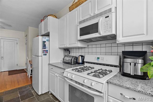 4501 Maryland Avenue 603, St Louis, MO 63108
