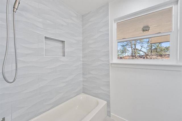 205 Elmwood Street, Huntsville, TX 77320