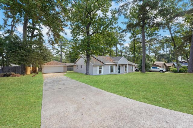 205 Elmwood Street, Huntsville, TX 77320