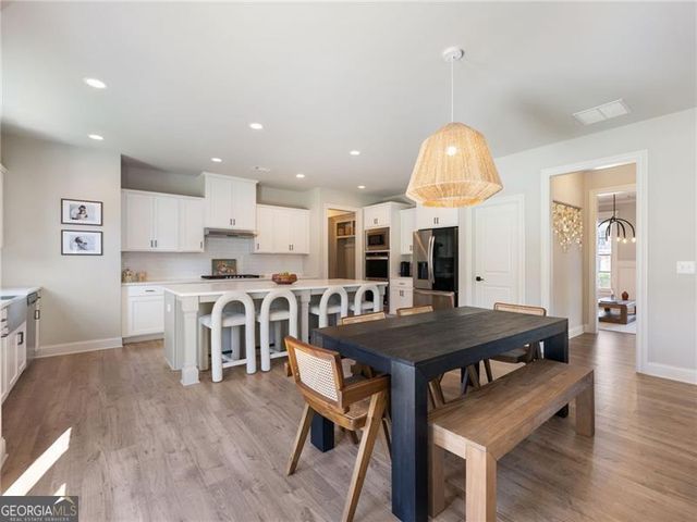 7408 Whistling Duck Way, Flowery Branch, GA 30542