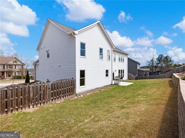 7408 Whistling Duck Way, Flowery Branch, GA 30542