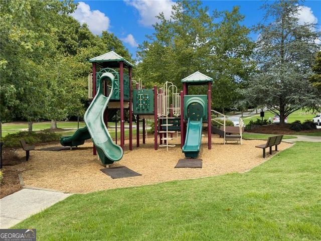 7408 Whistling Duck Way, Flowery Branch, GA 30542