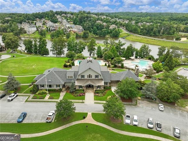 7408 Whistling Duck Way, Flowery Branch, GA 30542