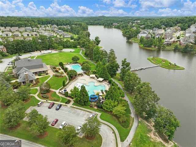 7408 Whistling Duck Way, Flowery Branch, GA 30542