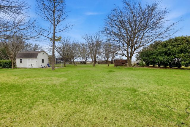 135 Hightower Street, Hillsboro, TX 76645