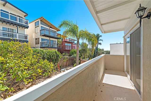 882 Acapulco Street, Laguna Beach, CA 92651
