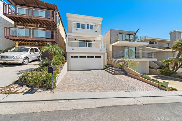 882 Acapulco Street, Laguna Beach, CA 92651